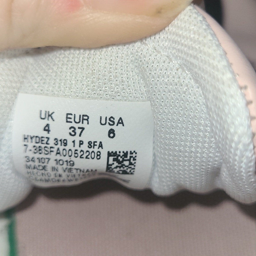 Lacoste Pink Leather Logo Sneakers Hydez Tennis Shoes Size 6 Preppy Barbiecore - Picture 8 of 9